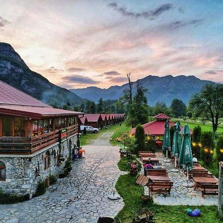 Hotel Ethno Katun Rosi Agrotourism à Gusinje Extérieur photo