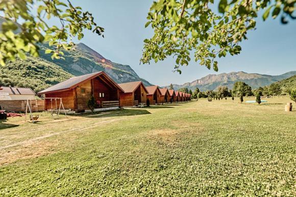 Hotel Ethno Katun Rosi Agrotourism à Gusinje Extérieur photo