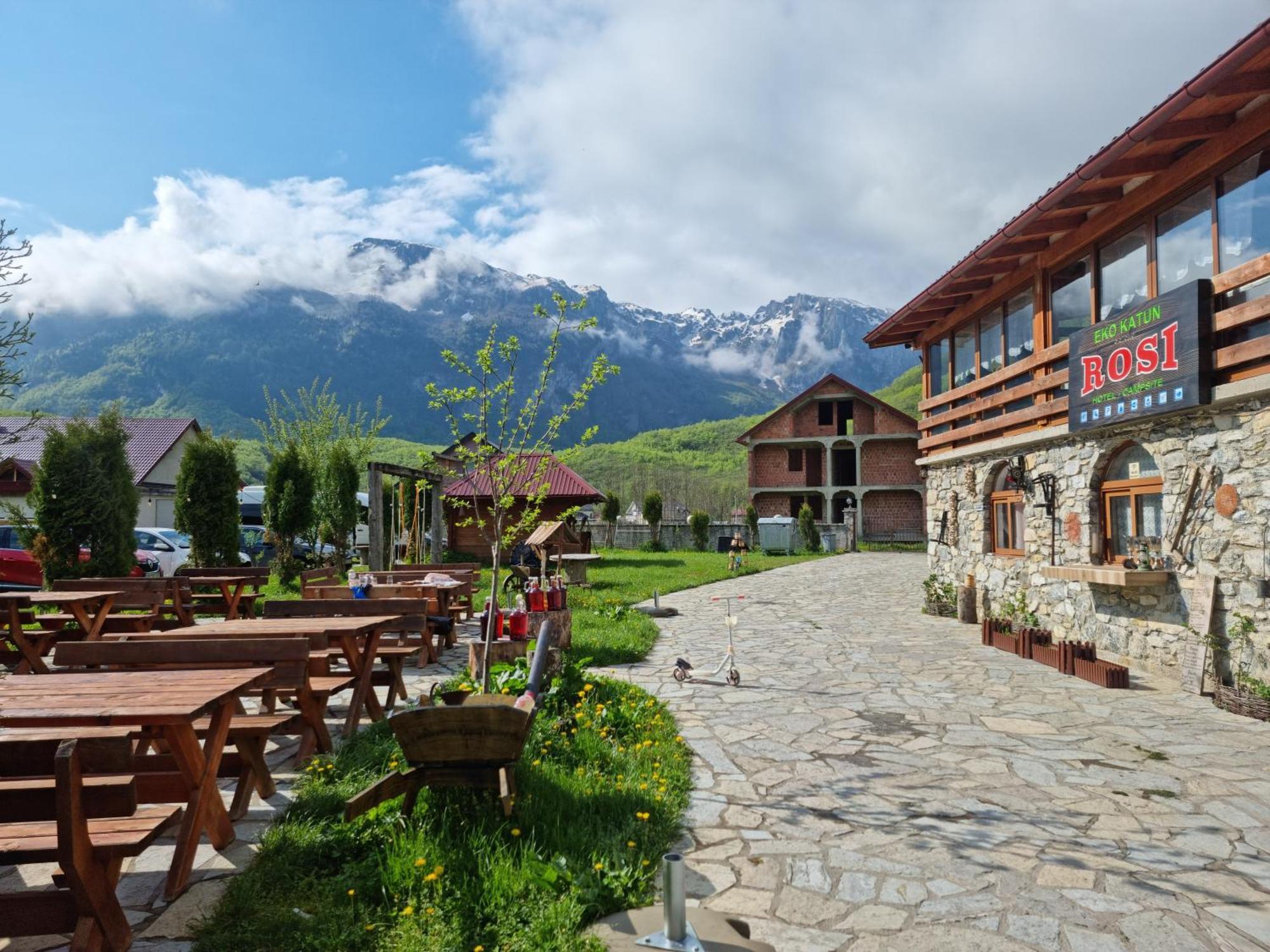 Hotel Ethno Katun Rosi Agrotourism à Gusinje Extérieur photo